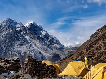 19 Days Mera Peak Climbing & Expedition – One Life-Changing Himalayan Adventure