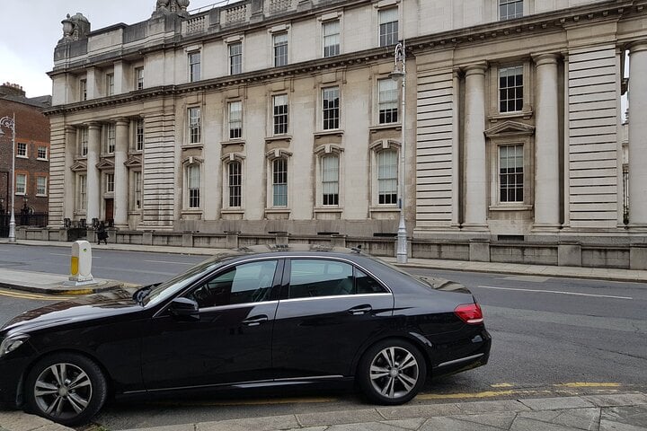 Dublin Private Car With Driver Day Hire 7