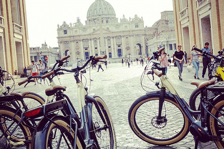 Private E-Bike Food Tour: Taste Rome’s Street Food & Historic Sights