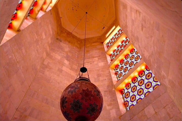 Nizami_Ganjavi_mausoleum_in_Ganja,_Azerbaijan_Ganja_tour_Baku_Nizami_Ganjavi-VLA Travel-02