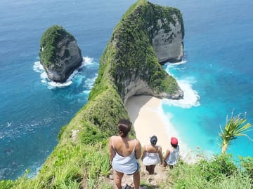 Kelingking Beach