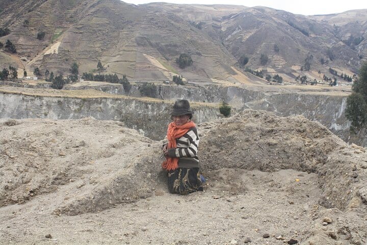 Private tour from Quito to the Quilotoa Lagoon, Toachi Canyon