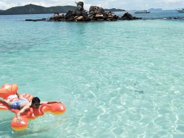 Kayaking Adventure at Angthong National Marine Park