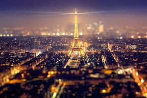 Full Day Eiffel, Seine Cruise and Paris Tour with CDG Transfer