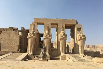 Luxor Historical Day Tour by Plane from Sharm El Sheikh