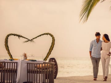 honeymoon tour - beach - trincomalee