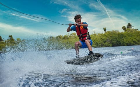 Wakeboarding Adventure on Trincomalee's Stunning Beaches