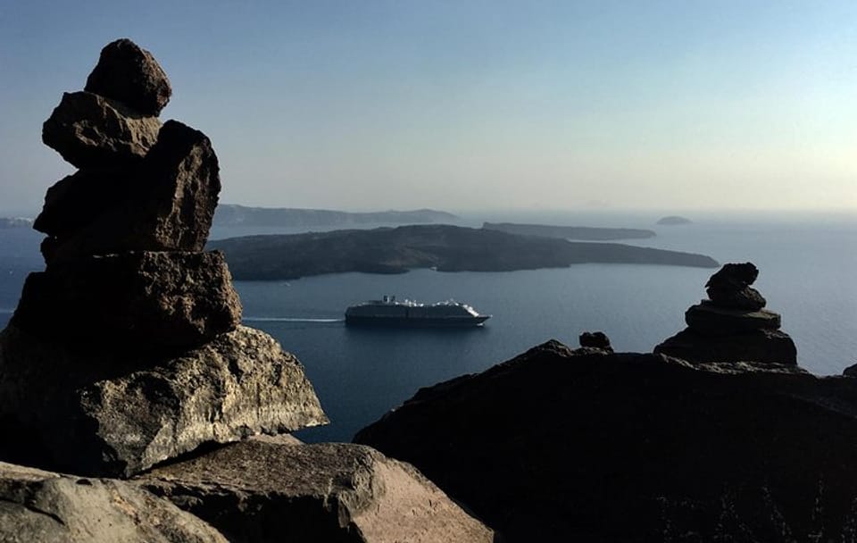 Santorini 5 Hour Custom Private Sightseeing Tour