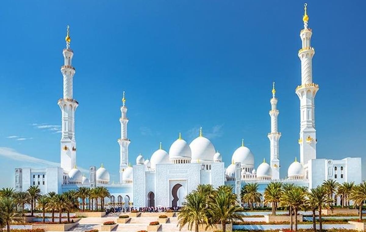 Abu Dhabi City Tour with Desert Safari Adventure
