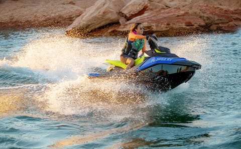Jet Ski Adventure Along Alanya's Scenic Coastline
