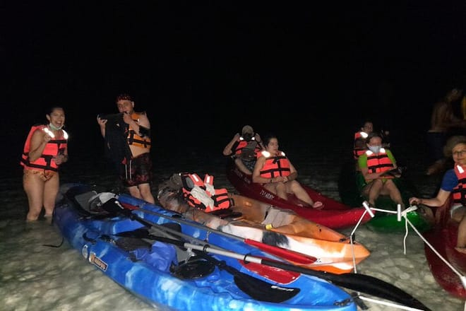 Bioluminescence Tour in Kayak in Holbox Island photo 2