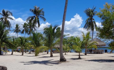 Puerto Princesa Island Hopping Tour with Lunch and Activities