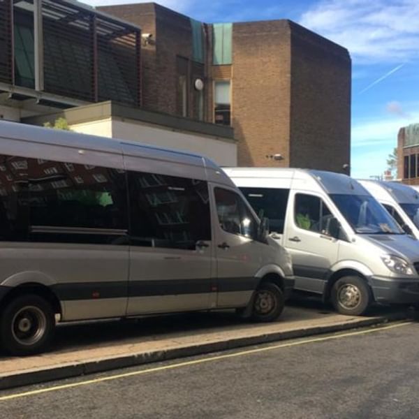 Southampton Private Minibus Transfer to Gatwick Airport or Hotel