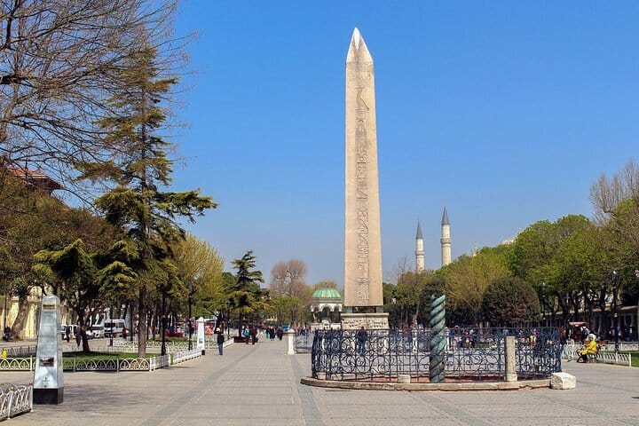 Sultan Ahmed Square