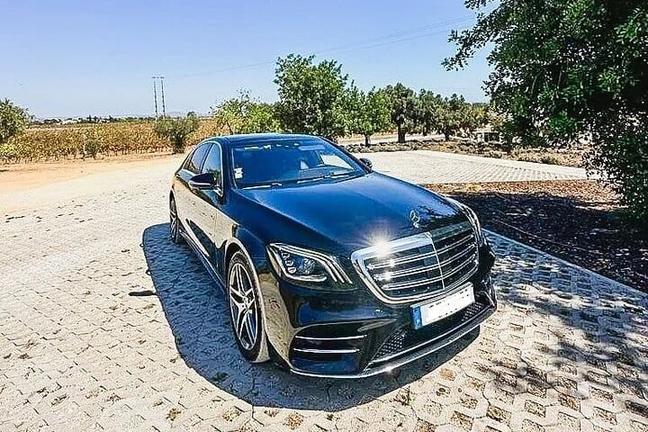 Private Transfer Between Paris and Portugal 6