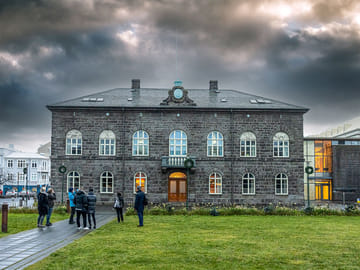 Talking about the parliament of Iceland and the guardian spirits