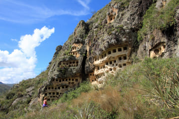 Explore Otuzco Ancient Tombs and Hortensia Garden in Cajamarca