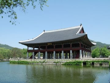 Private 4-Hour Tour of Top Attractions in Seoul