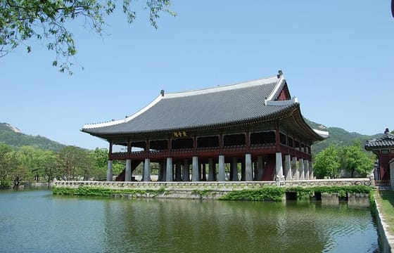 4 Hours Private tour with top attractions in Seoul