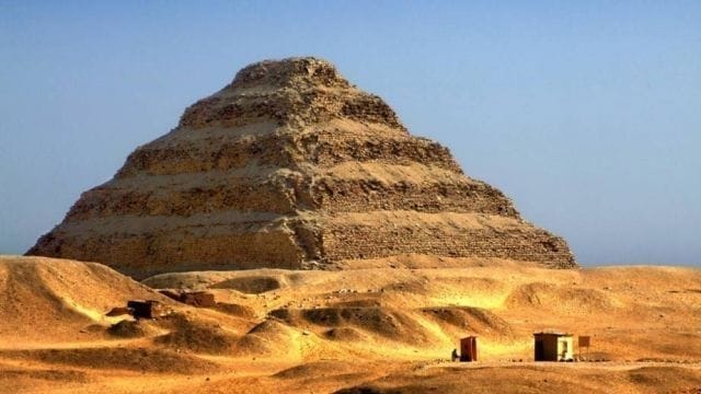 Cairo : Full Day Tour to Pyramids, Sphinx, Memphis and Sakkara Private Guided Tour 5