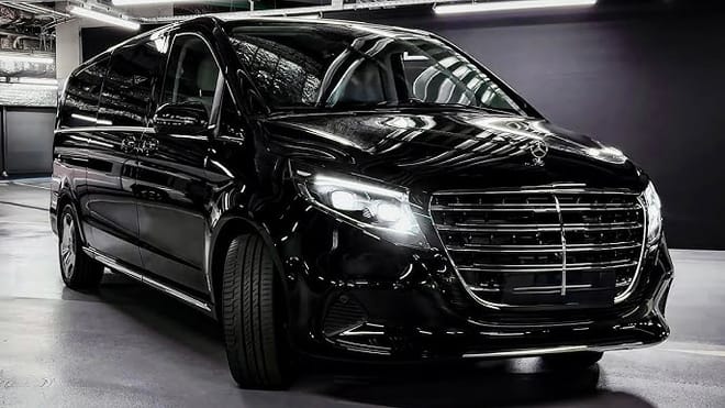 Private Transfers Reykjavik Airport - Reykjavik - Private Jet - V class 4x4 5 PAX / SUV 5 PAX