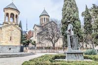 Soviet Empire Collapse: Tbilisi Walking Tour with a PhD 7