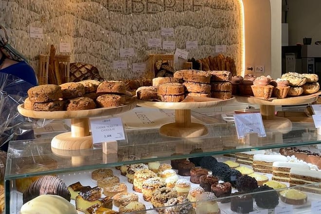 Paris: Pastry Food Tour of French Sweet and Desserts