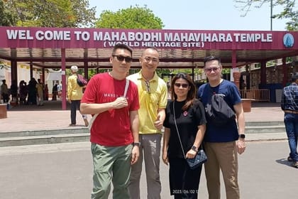 India: A Journey Through Hindu And Buddhist Pilgrimage