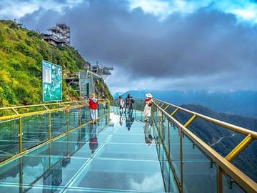 Half-Day Tour of Sapa's Dragon Cloud Glass Bridge and Silver Waterfall