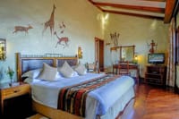 6 Day Luxury Lodge Wildlife Safari :Northern Tanzania on 4x4 Jeep 2