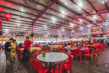 Kuala Selangor Fireflies Tour with Seafood Dinner Experience