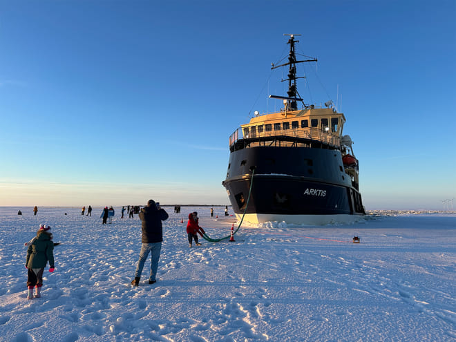 From Rovaniemi: Icebreaker Arktis Cruise with Ice Floating