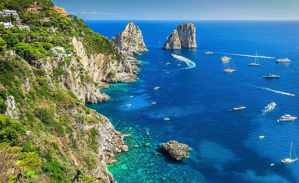 Private Mini-Cruise around Gulf of Naples: Explore Capri & Amalfi Coast from Sorrento