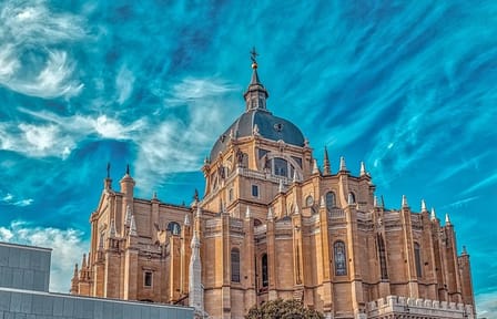 Cultural Bus Tour of Madrid's Art and Literary Heritage
