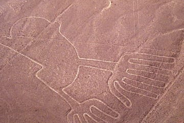 Full-Day Nazca Lines Aerial Tour from Lima, Peru
