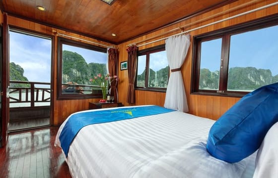 Halong bay boutique cruise 2 days trip: Kayaking, swimming & caving tours