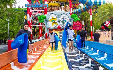 Columbia Pictures Aquaverse Pattaya with Hotel Transfer