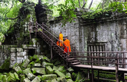 Day trip to Beng Mealea temple & stilt-houses village By English Speaking Car Driver (No Guide)
