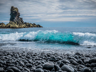 Djúpalónssandur black pebble beach