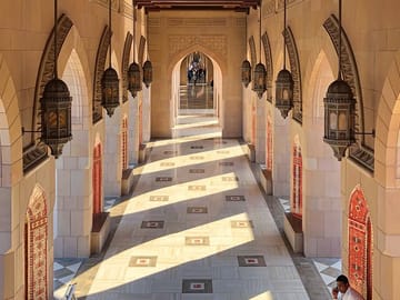 Cultural Tour of Sultan Qaboos Grand Mosque in Muscat