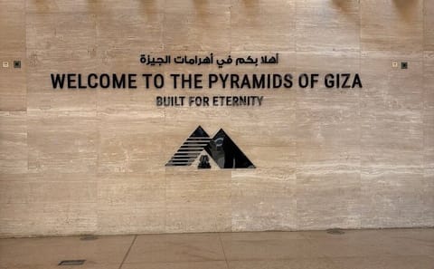 Hurghada to Cairo Small Group Tour GEM and Giza Pyramids