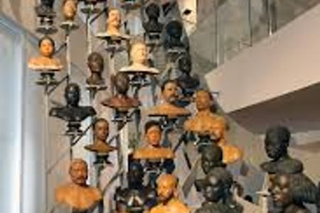 Paris Private Seine Walk, LoveLocks Bridge, Musée d’Orsay Tickets