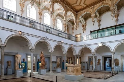 From Tunis: Private Tour of the Bardo Museum, Zitouna Mosque and the Medina of Tunis