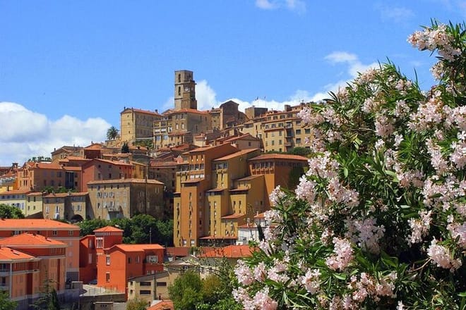Shore Excursion to Grasse, Antibes & St Paul de Vence from Cannes photo 6