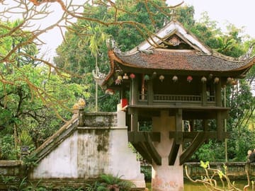 Hanoi City Tour with Pickup, Lunch, and Key Attractions