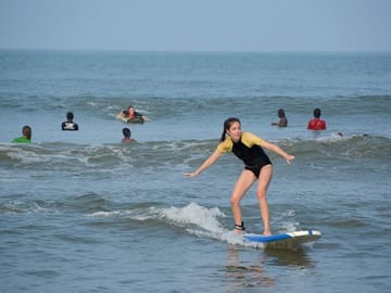 Surfing Experience in Wathuregama, Sri Lanka