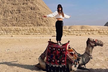 Private Tour in Giza Pyramids Sphinx with VIP Lunch