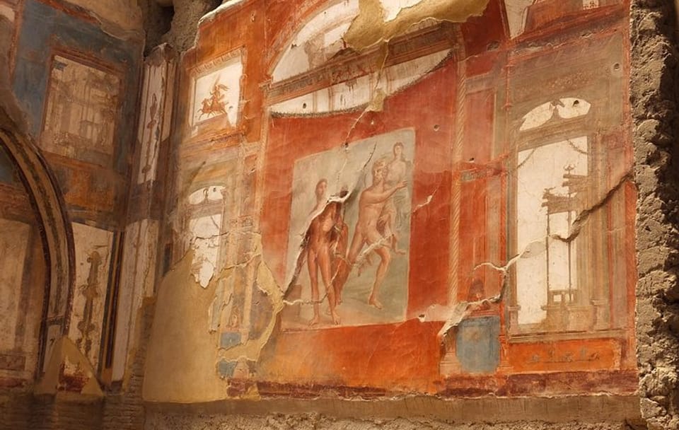 Herculaneum Archaeological Tour from Naples with Lunch