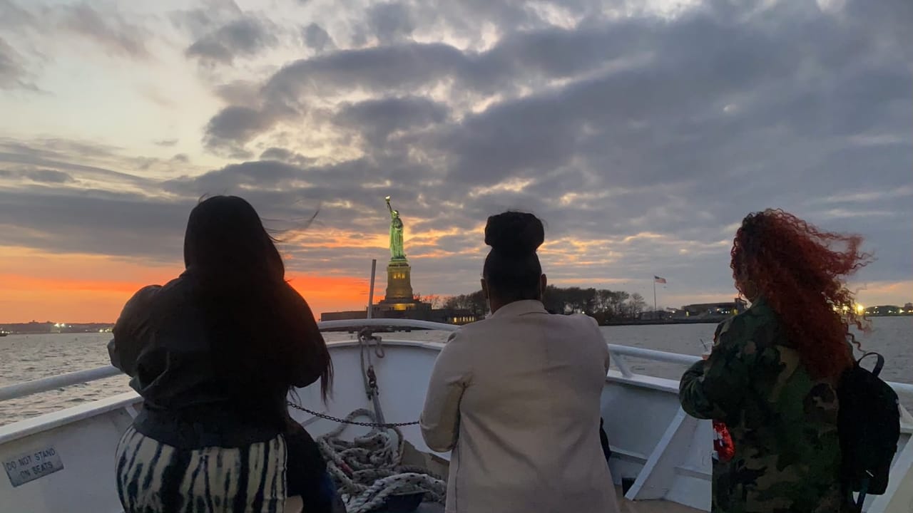 New York: Statue of Liberty and Ellis Island Sunset Cruise 6