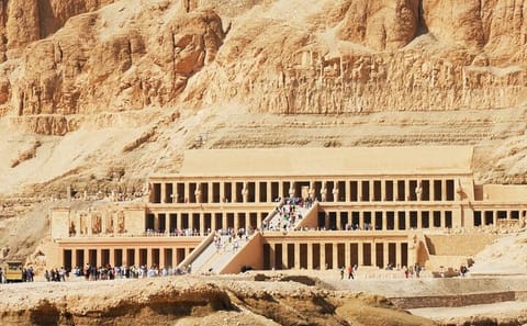 Day Trip from Sharm El Sheikh to Luxor with Guided Tours